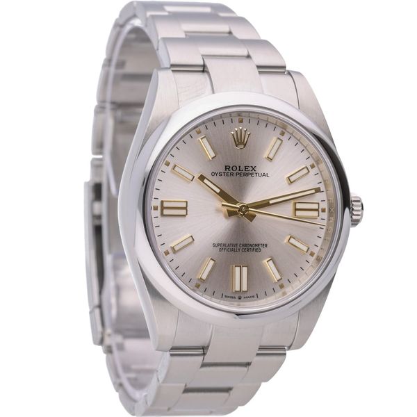 Rolex Oyster Perpetual 124300
